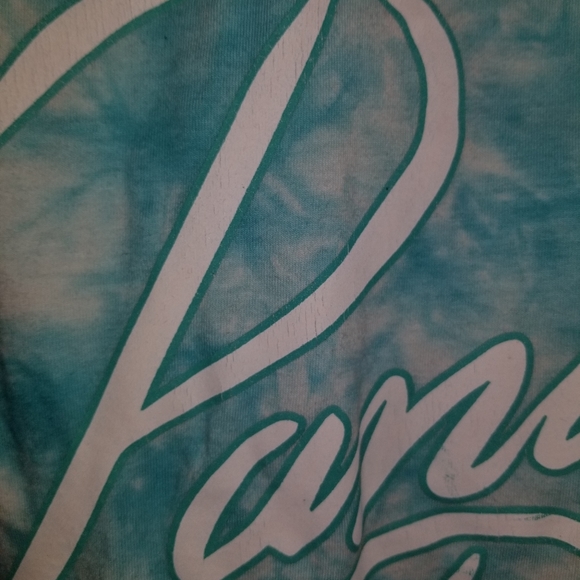 Tshirt - Picture 2 of 2